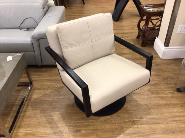 Modloft Clarkson Lounge Chair