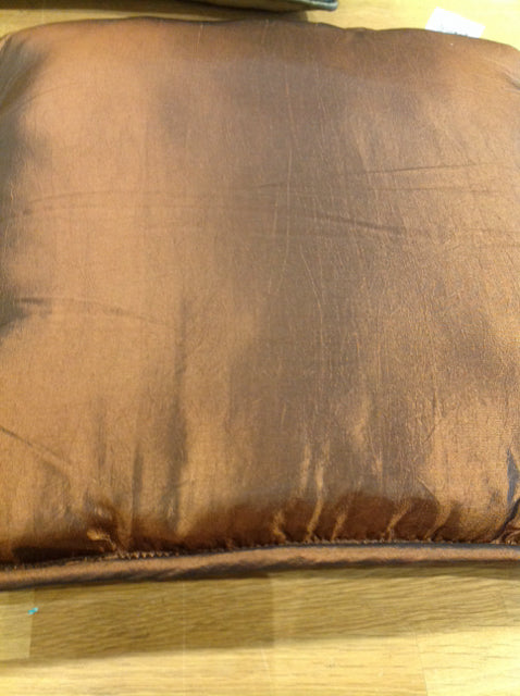 Pillow - 16" Cooper Satin