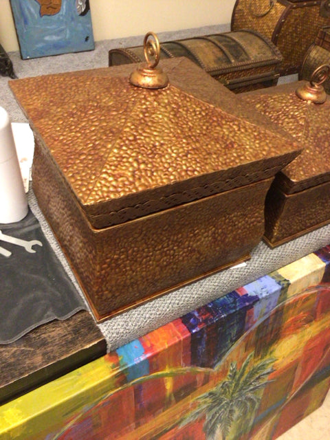 Medium Copper Pebble Box W/Lid