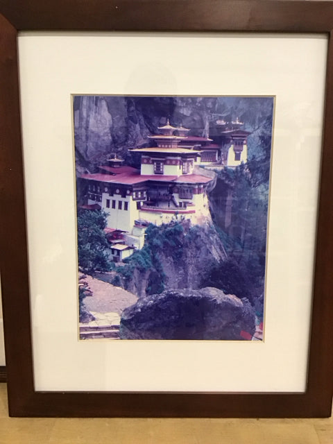 19"x33" Paro Taktsang By Hassan Atapor