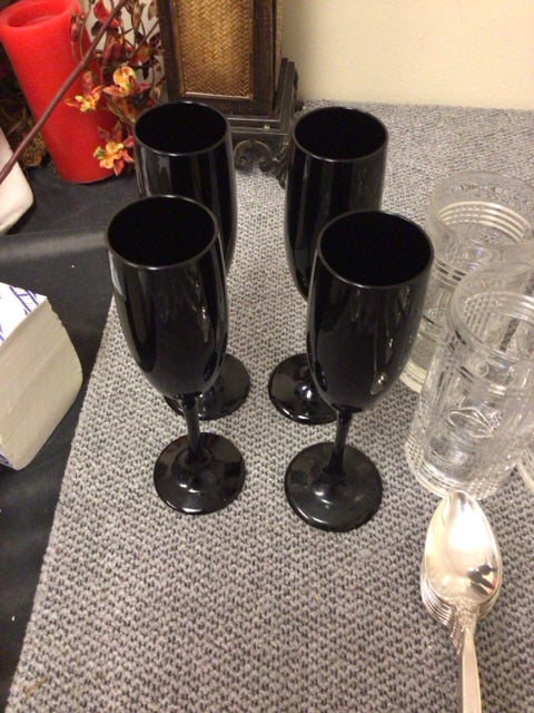 Set Of 4 Black Glass Flutes