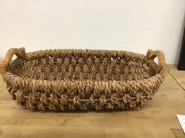21"x12" Woven Oval Basket