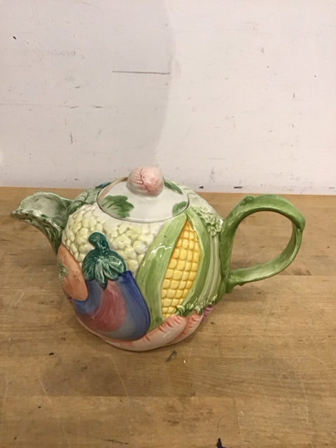 11"x9" Fitz & Floyd Vegetable Tea Pot