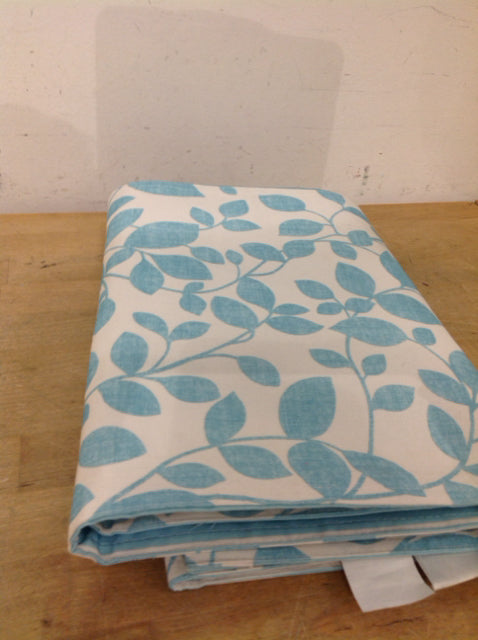 Runner- L Ashley Linen Aqua Leaves