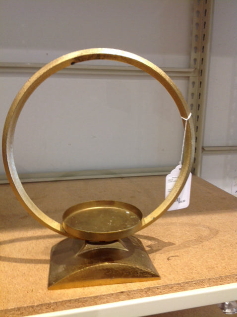 Gold Circle Pillar Candle Holder
