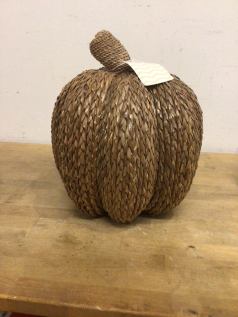 Rattan Pumpkin
