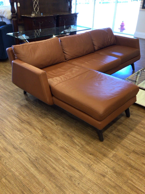 American Leather Acorn Leather 2 Pc Nash Sectional