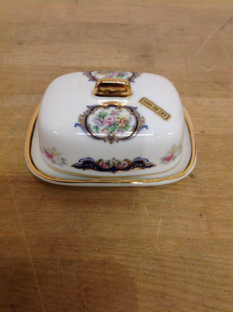 Porcelian Floral Trinket Box