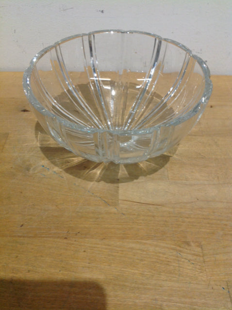 Bowl- 8" Cut Crystal
