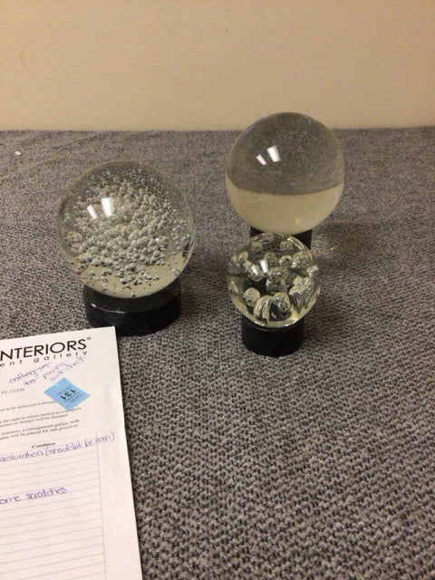 Set Of 3 Glass Decorative Balls On Marble Bases