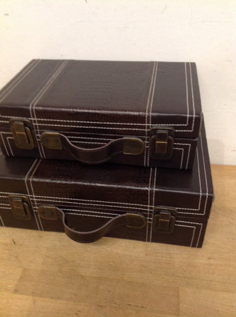 Set Of 2 Brown Trunk Boxes