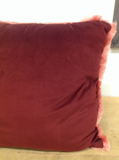 Pillow- 18" Rust Fleece W Fringe
