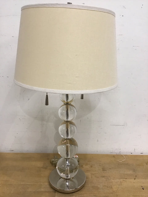 29" Stacked Ball Lucite