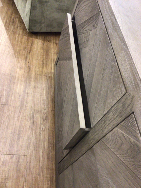 AS-IS RH Herringbone 6-Drawer Dresser