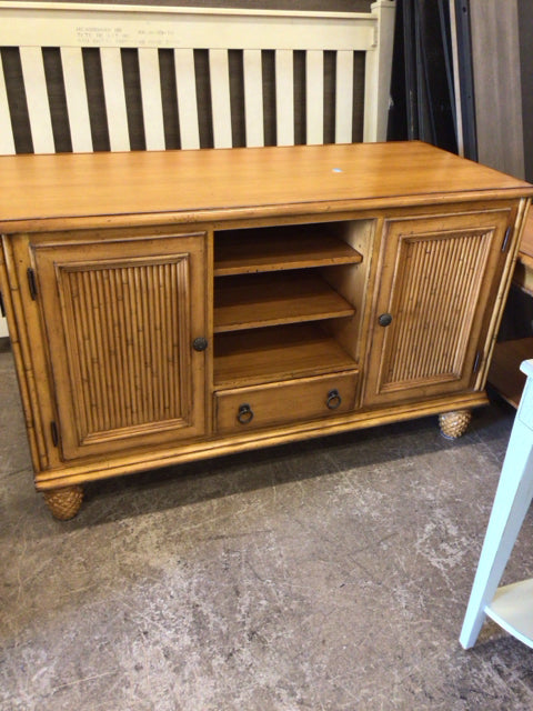 Lt Wood TB Media Console