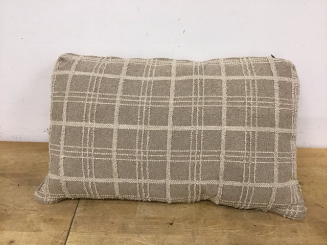 23" x 14" Beige Plaid