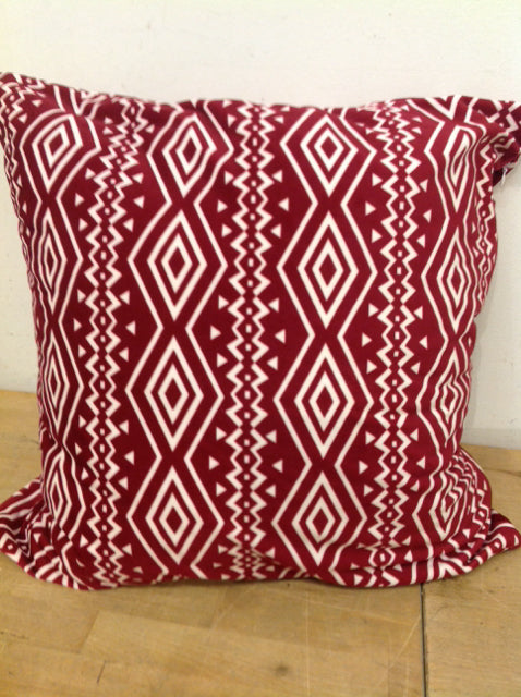 Pillow- 18" Red & White Fleece Print