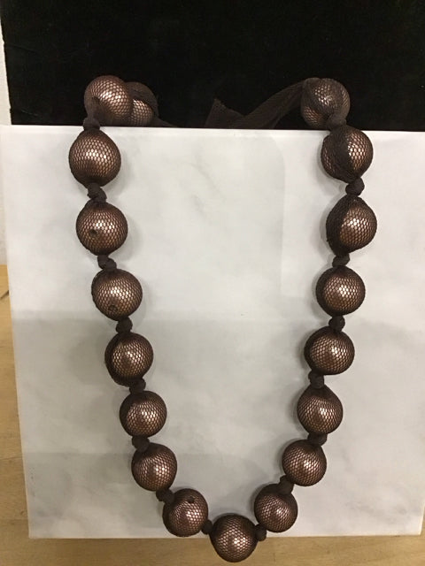 Pink Pearl Necklace W/Brown Mesh
