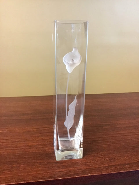 12" Mikasa Square Vase W/Frosted Flower