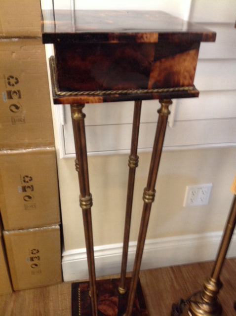 46" Orante Crackle Lacquer & Gold Plant Stand