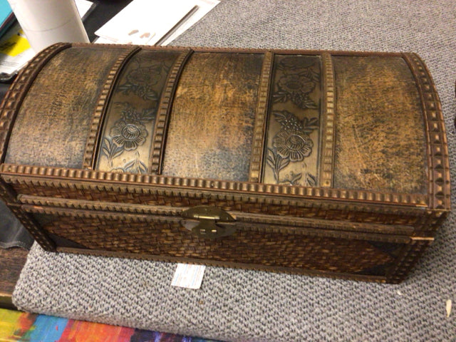 Metal Accent Rattan Long Box