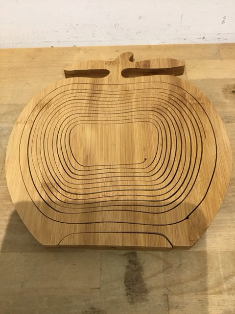 11" Bamboo Folding Apple Bowl