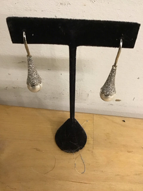 Silver Drops W/Pearls Earrings