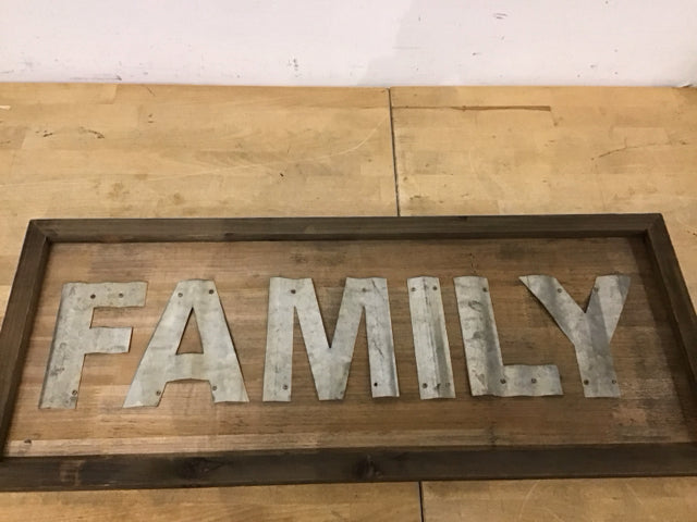 30" Rustic "FAMILY" Wall Decor
