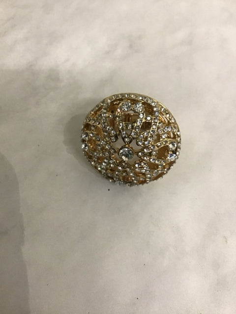 Goldtone & Rhinestone Ring