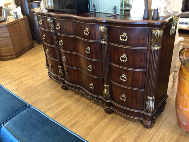 Collezione Europa 12 Drawer Dresser