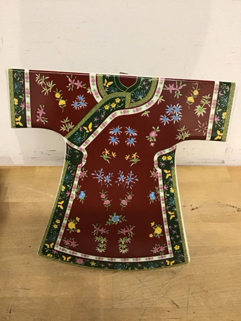 10" Kimono Decorative Wall Decor