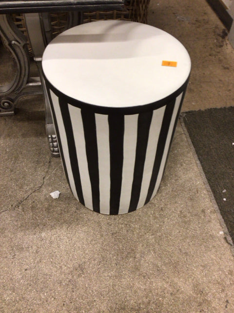 Round Black Stripe Ceramic End Table