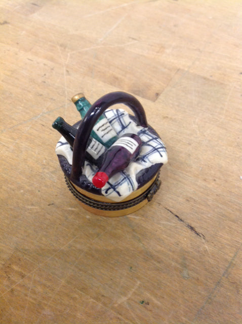 Picnic Basket Trinket