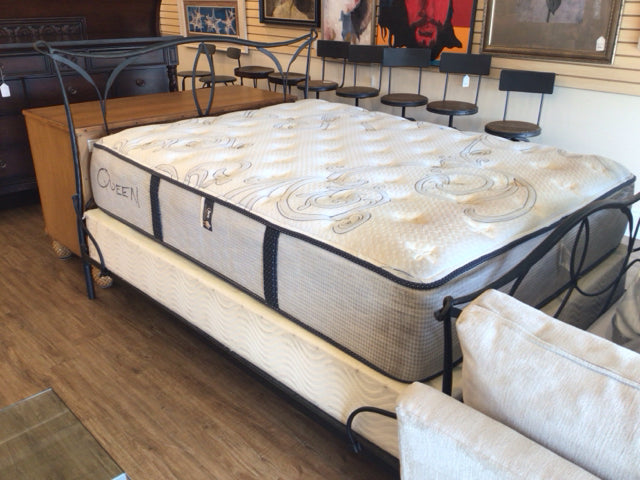 Queen Metal Bed