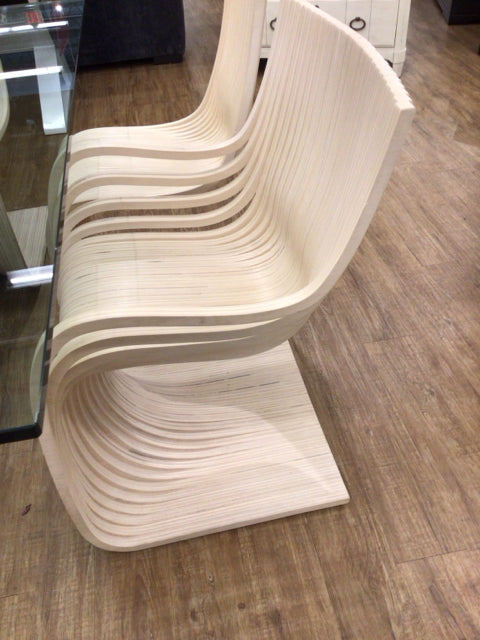 Set Of 8 Piegatto Sculptural Dining Chairs