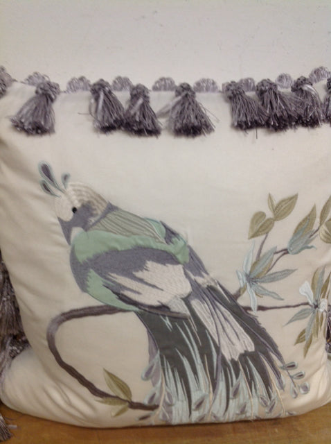 Pillow- 18" White Tropical Bird W Tassels