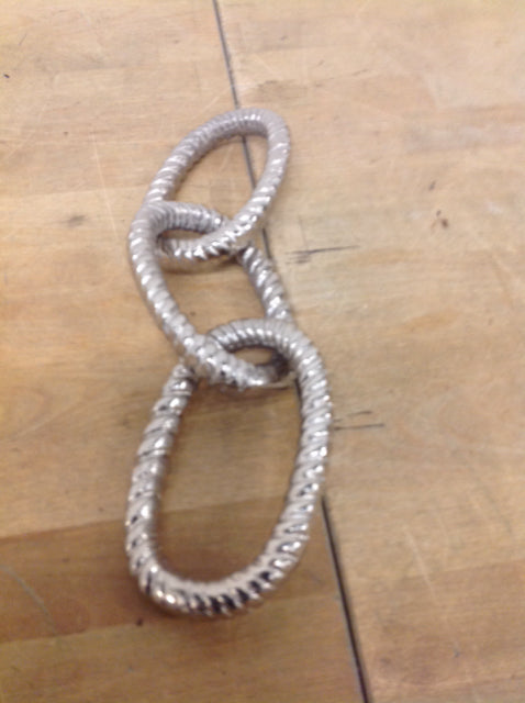 Silver Metal Linked Chain