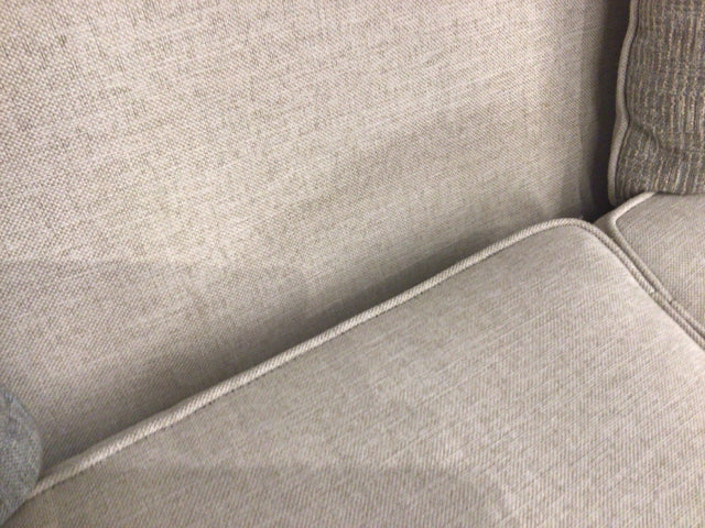 RTG Sleeper Sofa W/5 Pillows