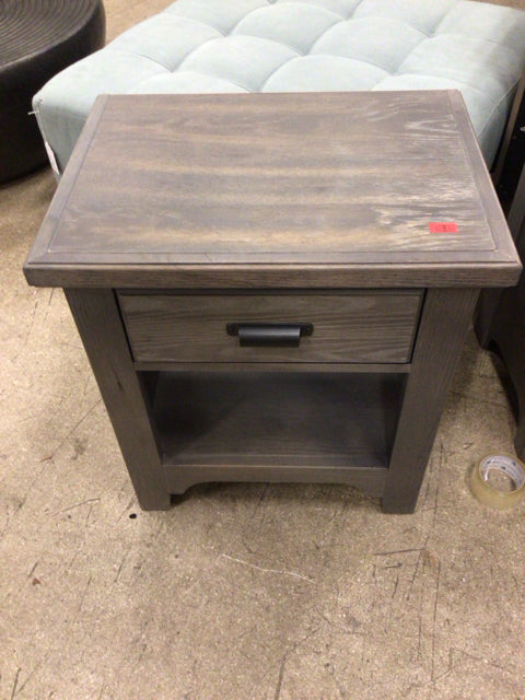 AS-IS 22 1/2" X 16" Bassett Grey One Drawer Wood Nightstand