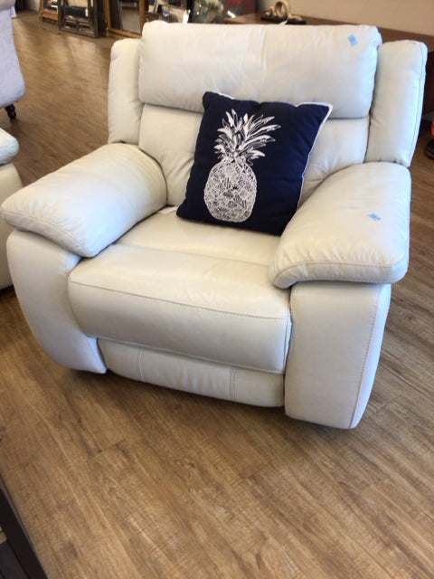 AS-IS Cream Rocking Power Recliner(Mark On Arm)