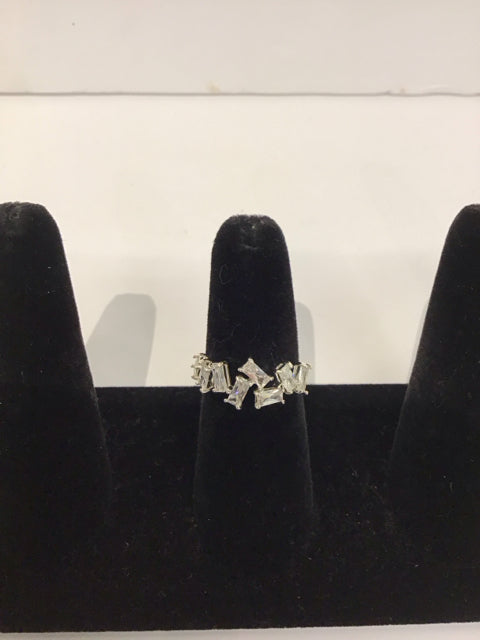 Silver Ring w/Rectangular Rhinestones