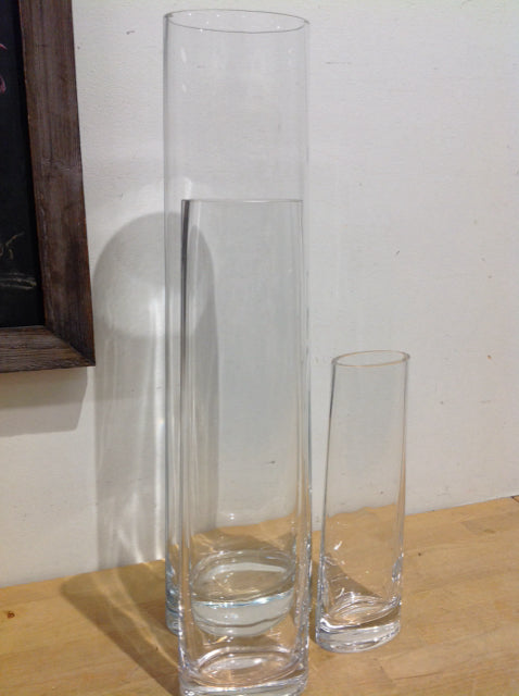 Set Of 3 Clear Glass Vases