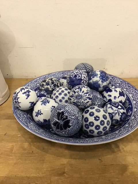 20" Blue & White Oriental Bowl & 18 Spheres