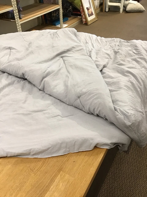 TWIN Grey Comforter