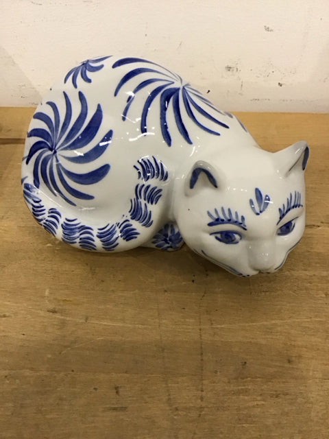 7" L Blue & White Cat Figurine