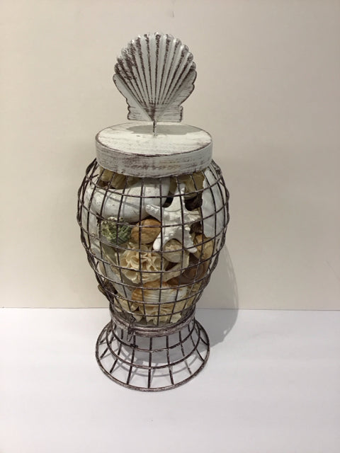 17" Metal Weathered Fishing Net w/Sea Shells