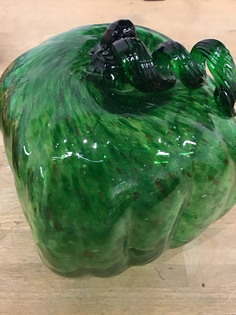 5.5" Green Art Glass Pumpkin