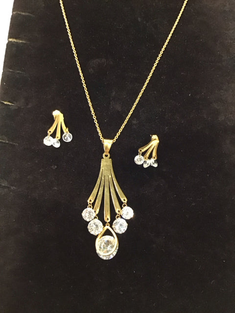 Gold Tone Fan Necklace & Earrings w/Rhinestones