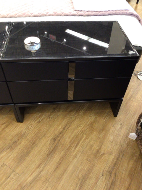 31.5" X 19.5" X 24" Malerba Black & More Nightstand
