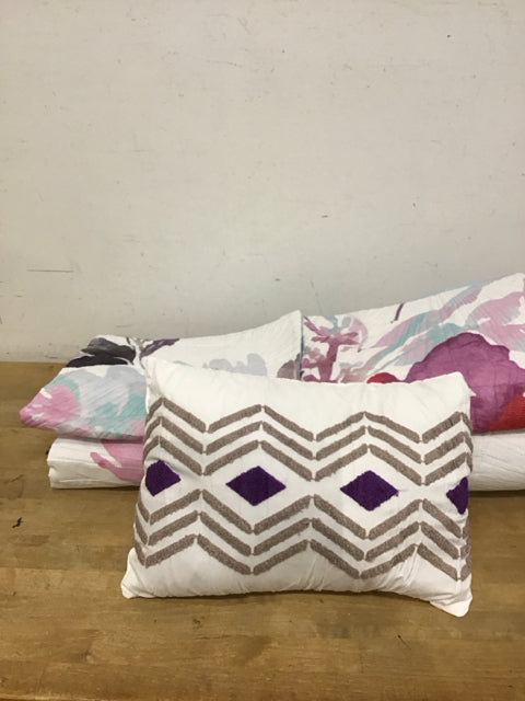 4 PC Queen Quilt 2 Shams & Decorative Pillow Bedding